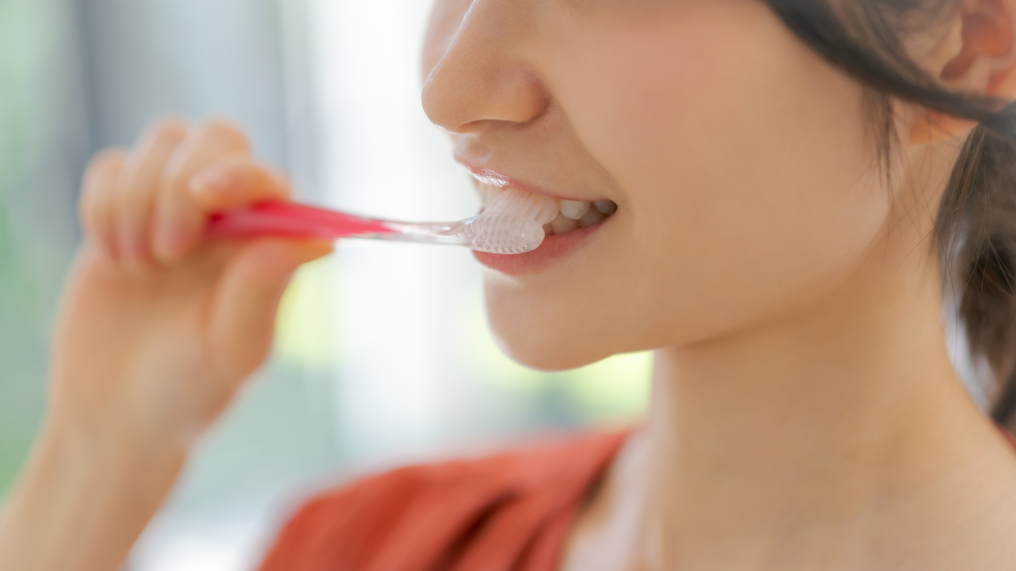 インビザライン矯正の期間を短縮する方法: 美しい歯への近道を解説