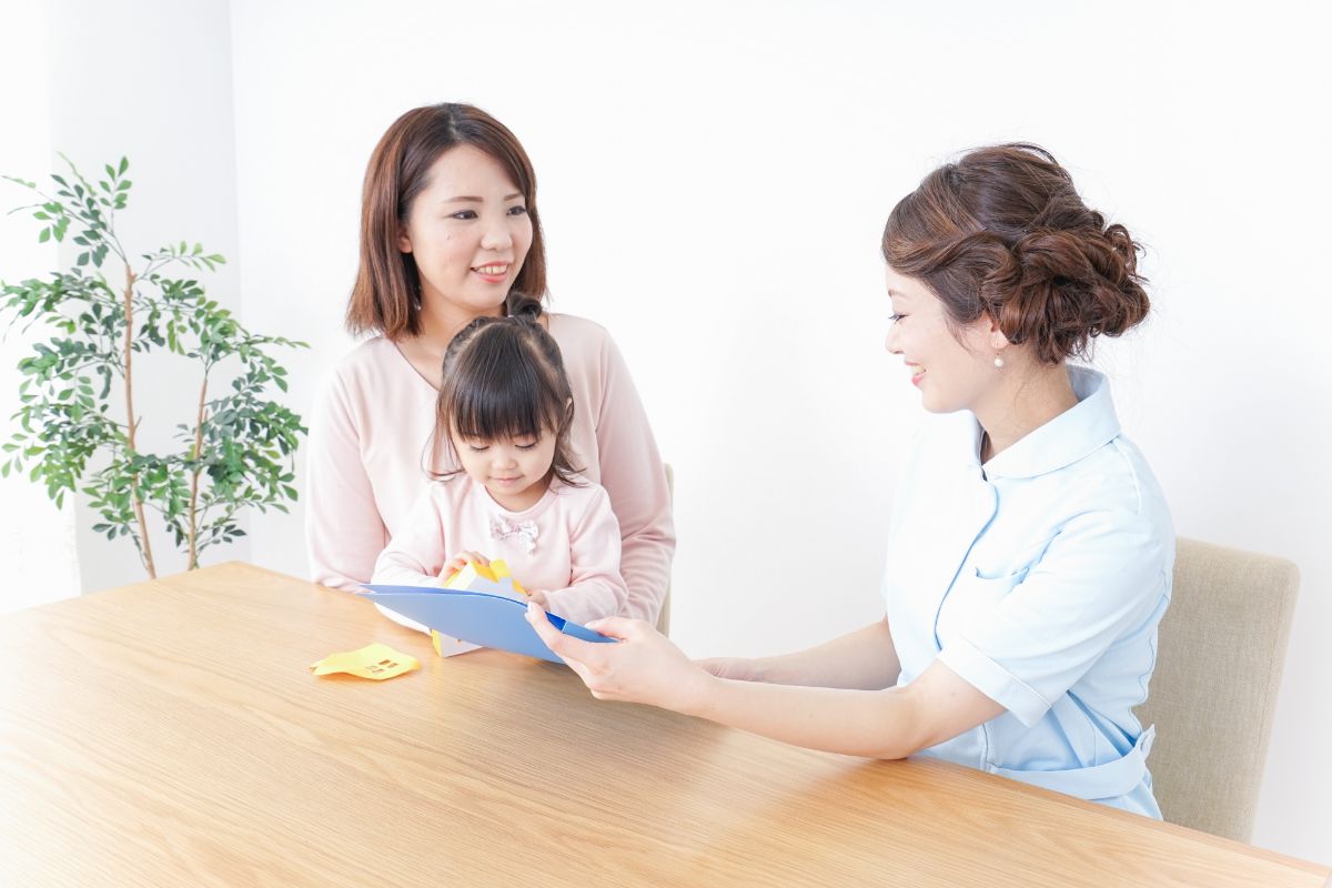 子供のインビザライン矯正治療を選ぶべき理由とワイヤーとの違い